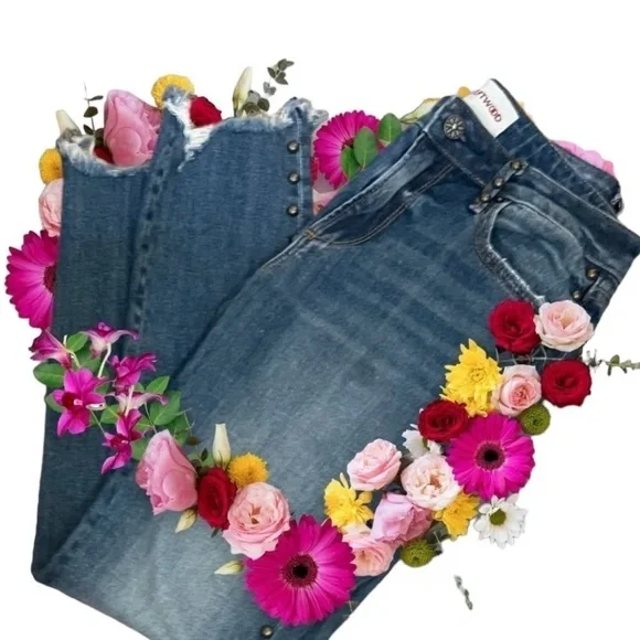 Driftwood jeans Fringe studded skinny leg Women’s Denim - Picture 3 of 10